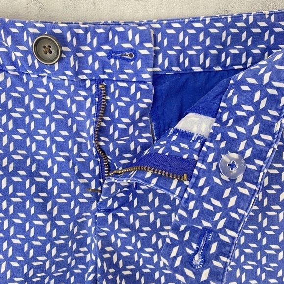 Banana Republic Martin Fit Cuffed Shorts Sz 4 Blue Geometric Print - Picture 3 of 9